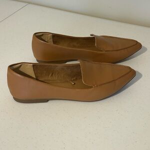 Amazon Essentials Brown Flats for Women